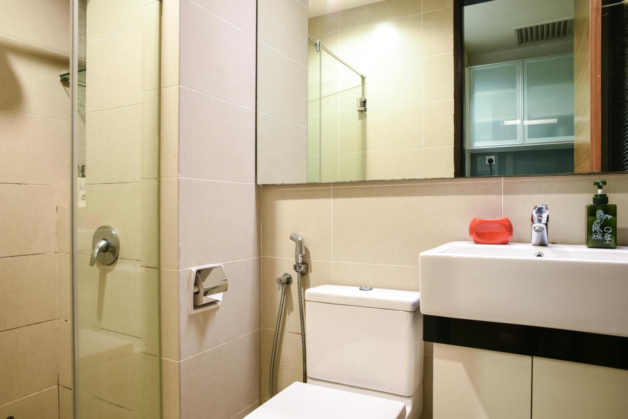Couple At Casa Residency 5 Mins Walk To Lrt, Jalan Alor & Bukit Bintang Apartment