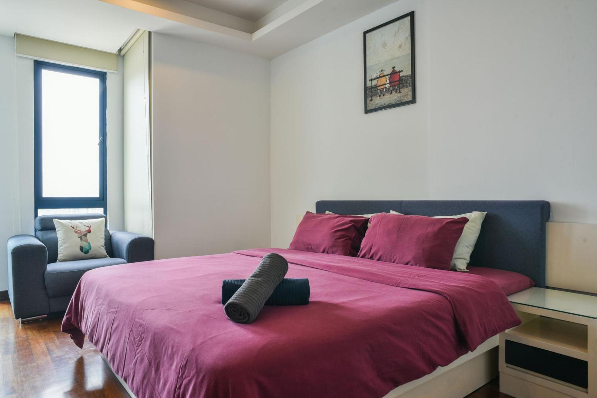 Couple At Casa Residency 5 Mins Walk To Lrt, Jalan Alor & Bukit Bintang Apartment